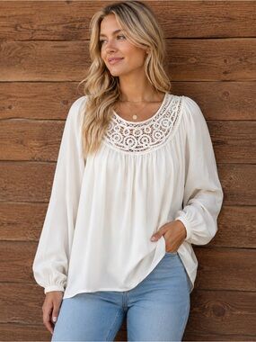 Context Cream Lace Yoke Peasant Blouse